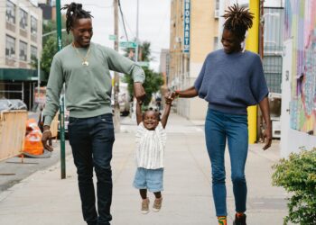 Urban Family Exodus Persists: Major U.S. Cities See Sharp Decline in Young Children