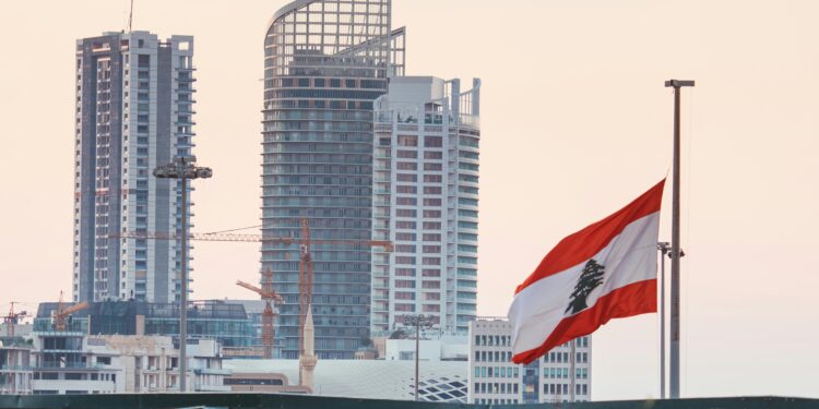 United and Delta Airlines Suspend Flights to Israel Amid Rising Tensions