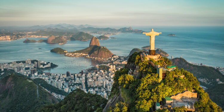 Brazil Imposes New Restrictions on Asian Migrants to Curb U.S. and Canada-Bound Migration