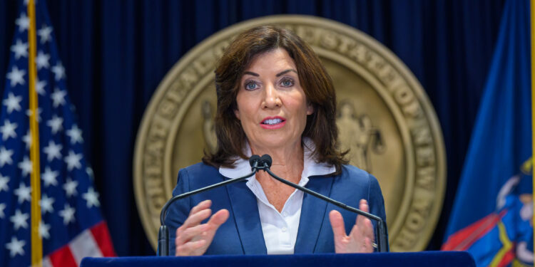 Hochul Urges Mayor Adams to Clean House Amid Federal Investigations