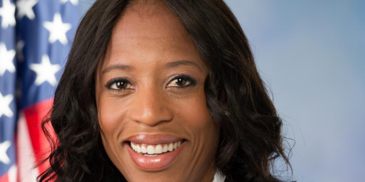 Former Utah Rep. Mia Love, First Black Republican Congresswoman, Dies After Cancer Battle