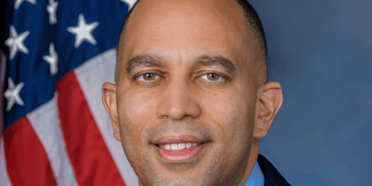 Mamdani’s Allies Plan Primary Challenges Against NYC Democrats